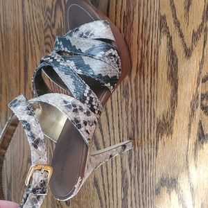 Marc Fisher platforms